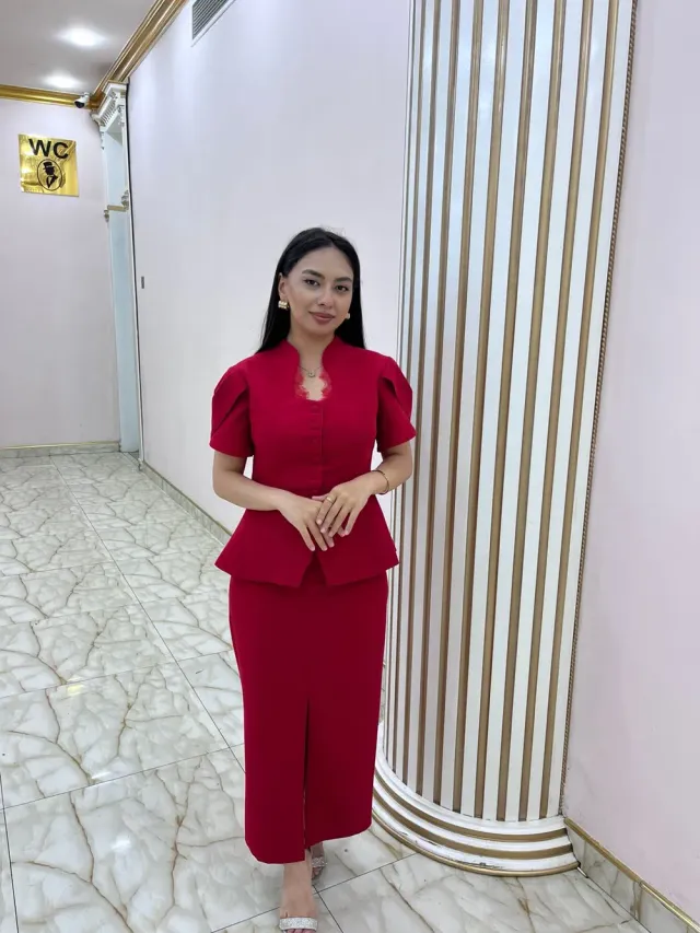 Nigar İsmayılova — Fizika müəllimi, Gəncə